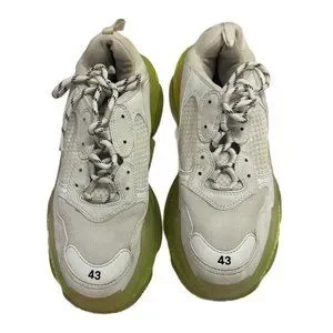 Balenciaga | Shoes | Balenciaga Triple S Clear Soles  display picture 3